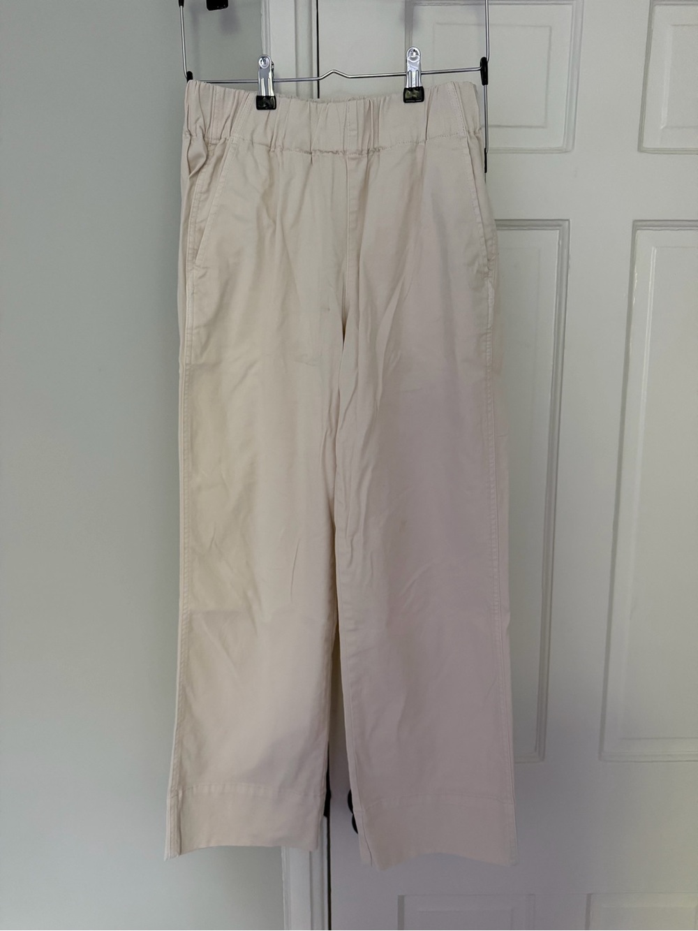 J Crew Women’s Relaxed Fit Cream Pants